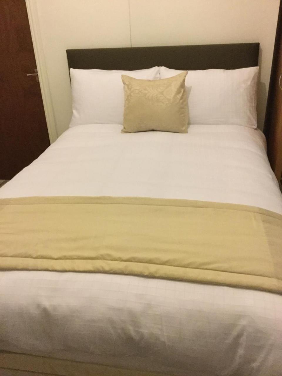 Fernville Guest House เวสตัน-ซูเปอร์-แมร์ ภายนอก รูปภาพ
